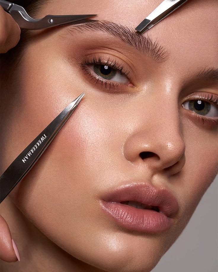 Servicii Gene și Sprâncene Beauty Avenue